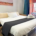Cristianos - Terrace And Heated Pool Appartement